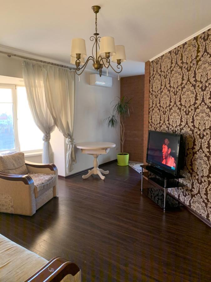 Great Apartment In The City Centre Ivano-Frankivsk Buitenkant foto